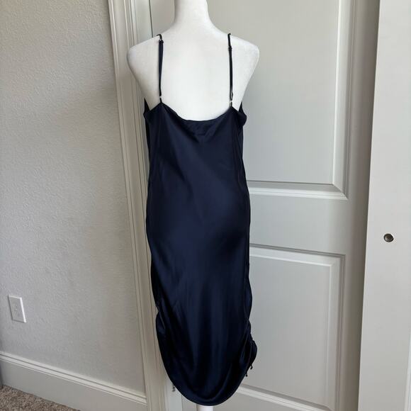 Artizia Wilfred Only Ruched Slip Dress Cupro
Cowl Neckline Satin Midi Blue L - Picture 3 of 12